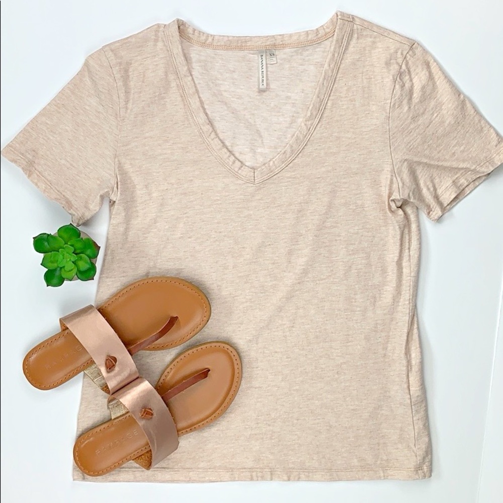 Banana Republic Gold Shimmer V-Neck Tee Shirt